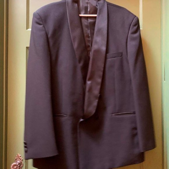 Men's Formal Wear - Picture 8 of 10